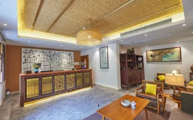 Youjian Xiaoyuan Hot Spring Hostel