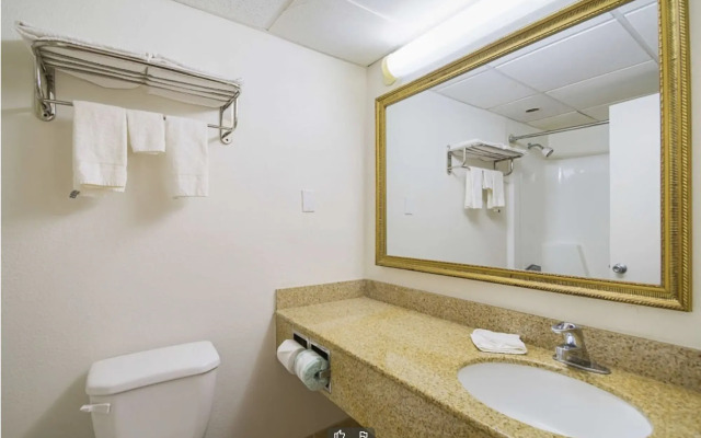 Motel 6-Vernon, CT - Hartford