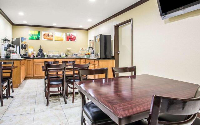 Quality Inn San Diego I-5 Naval Base