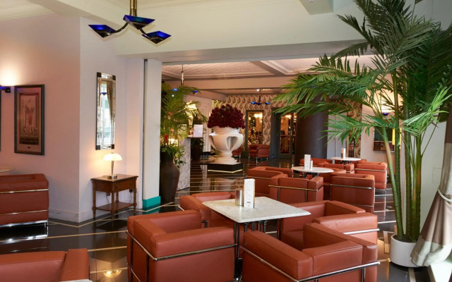 The Earl of Doncaster Hotel