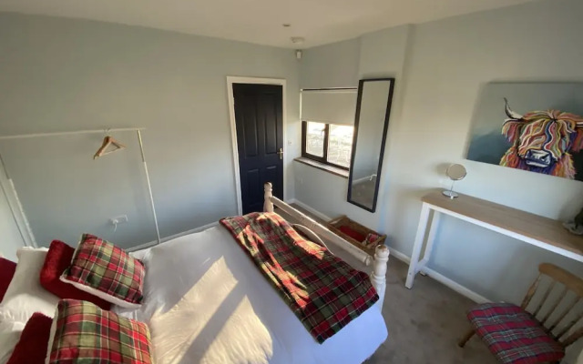Cosy Stable Conversion Between Sheffield & Leeds