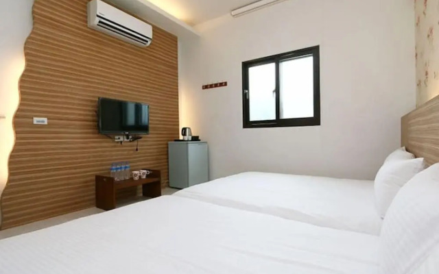 Meet Love at Pacific Ocean Turtle Island B&B
