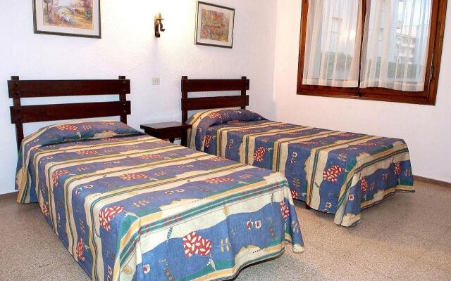 Rv Hotels Apartamentos Villas Piscis