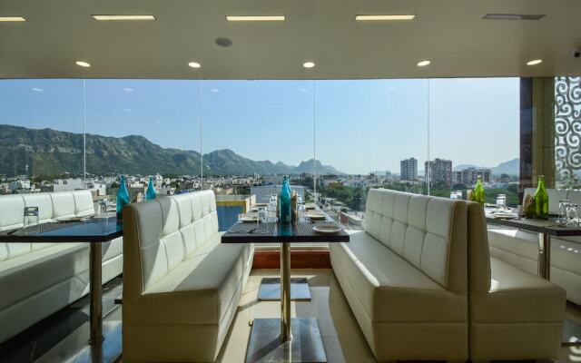 OYO 22205 Hotel Atlantica