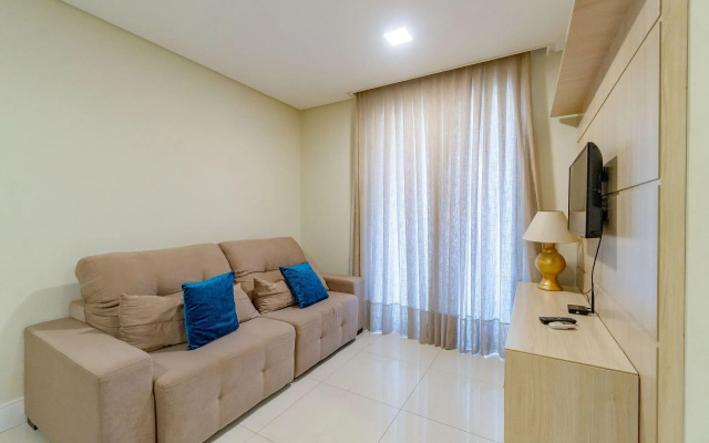Localização Central - Apartamento a 200m da Praia
