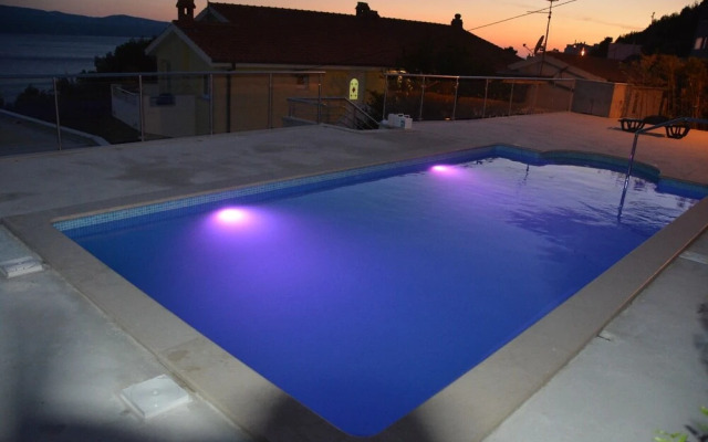 Saga 2 - With Swimming Pool - A7