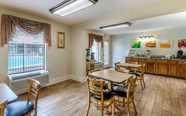 Quality Inn Columbia Airport