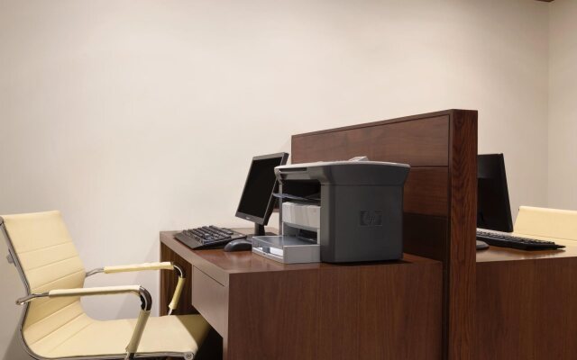Ramada Plaza by Wyndham Agra