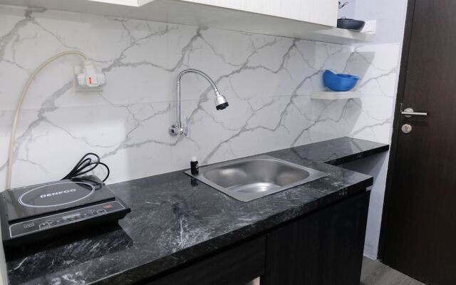 Comfy Studio Apartment At Grand Asia Afrika