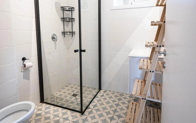 דירת 3 חדרי שינה וסלון