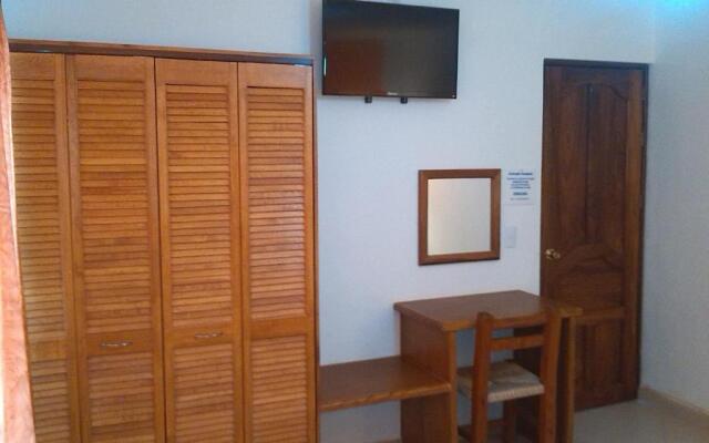 Hotel y Suites Corita
