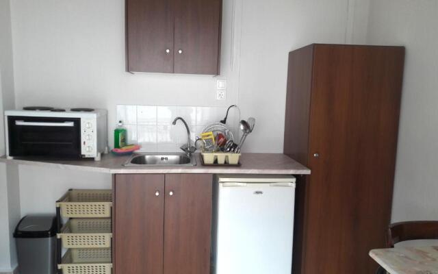 Rooms-Studio Anagnostou