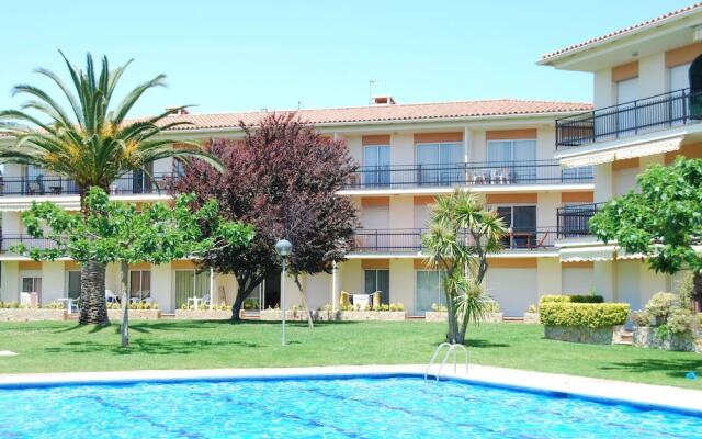 Cozy Apartment in Calella de Palafrugell With Swimming Pool