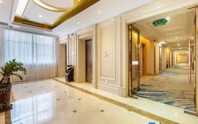 Yuyue E-sports Hotel (Dongguan Dongcheng Diwang Plaza)