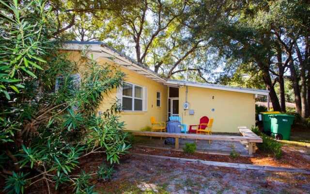 Mellow Yellow 3 Bedroom Home