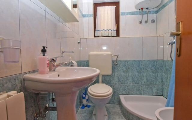 Apartments Blazenka 1270