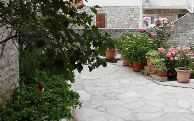 Apartment Mladinic 524 / Three Bedrooms A1