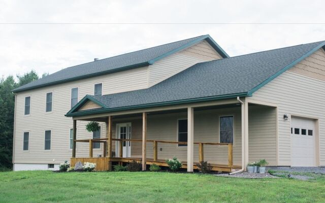 Maple Rock Bed & Breakfast