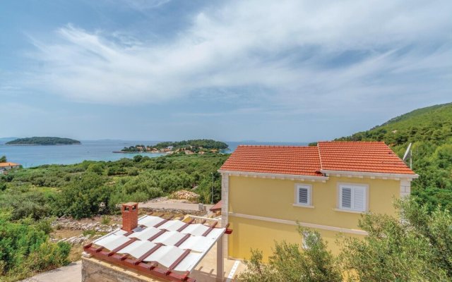 Awesome Home in Blato With Wifi and 6 Bedrooms