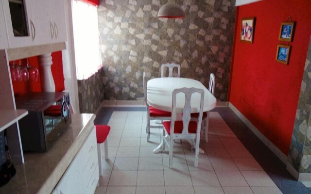 Hostal Santa Marta, TDM.