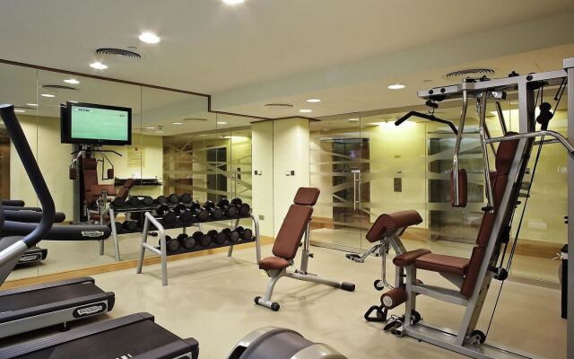 Hotel ibis Al Rigga