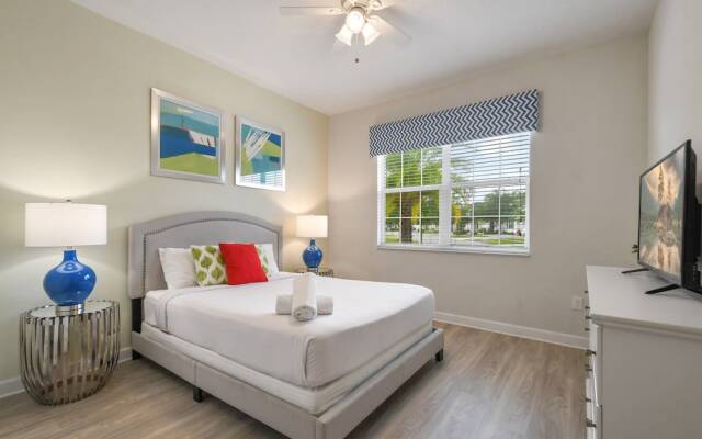 Lakeview 6BR Cozy Home Pool/spa,steps to Waterpark