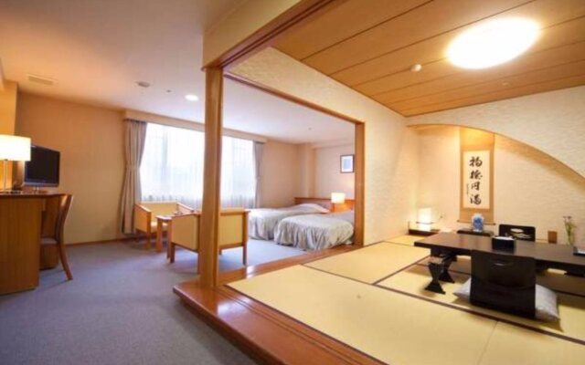 Yufuin Hotel Shuhokan