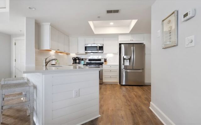 3506 Windsor 2 Bedroom Condo