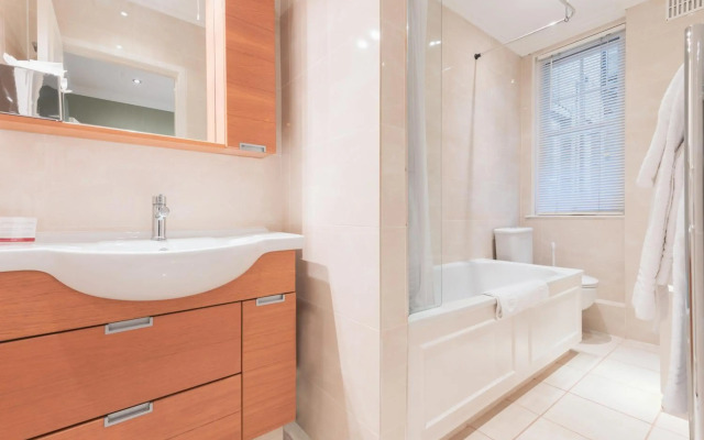 No 1 The Mansions by Mansley Serviced Apartments