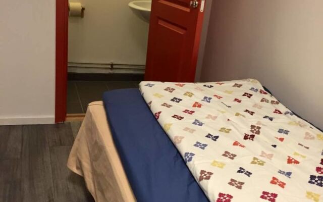 3 Star Hostel