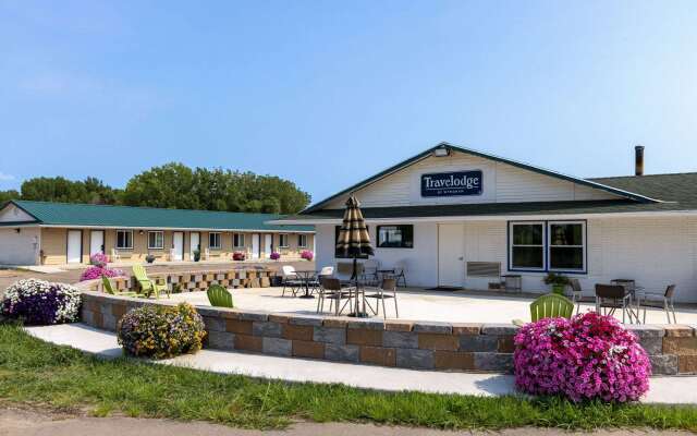 Travelodge by Wyndham Spirit Lake/Okoboji