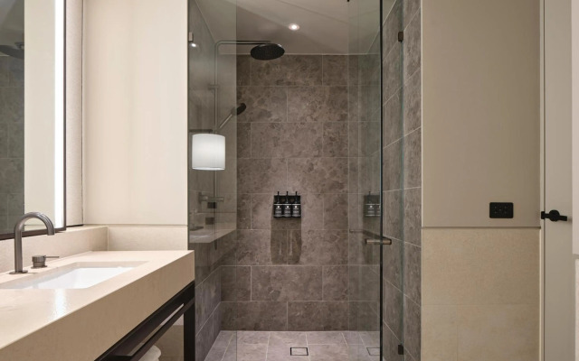 Hotel Realm