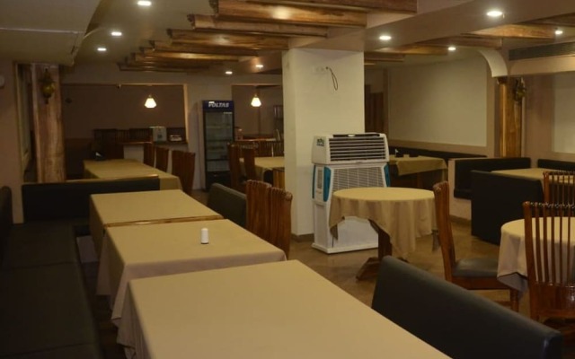 Hotel Poonam