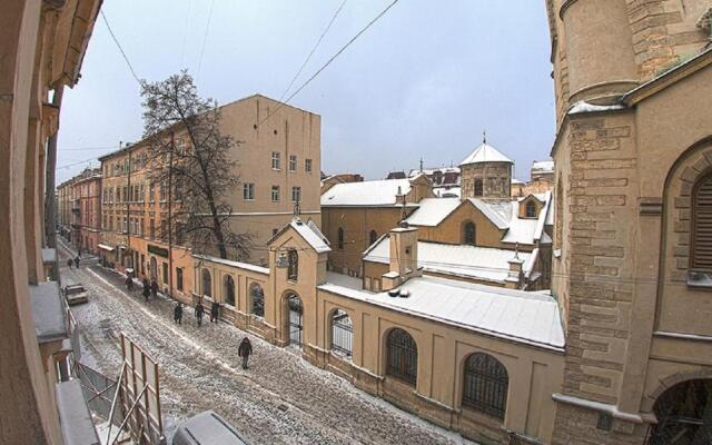 Apartamenti po vul. Vіrmens'ka 12/5