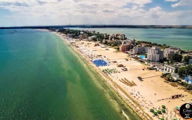 Deluxe Criss Solid Residence Mamaia