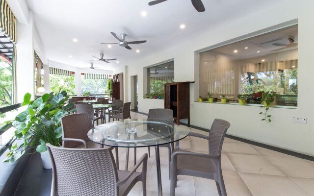 Lodge Paradize Hotel by OYO Rooms
