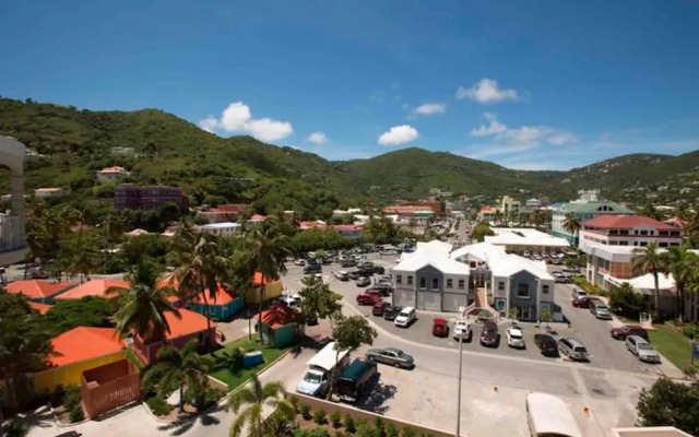 Maria's By the Sea Hotel