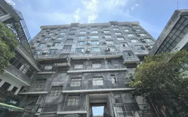 Pusafeyou Hotel