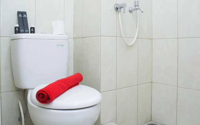 Comfort and Simply Studio at Springlake Summarecon Bekasi Apartment