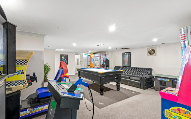 Beachcomber Surfers Paradise