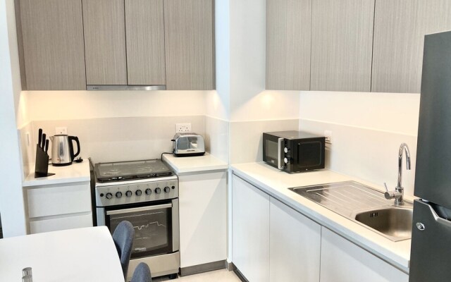 Gorgeous Newly Furnished 1bed in Dubai Hills