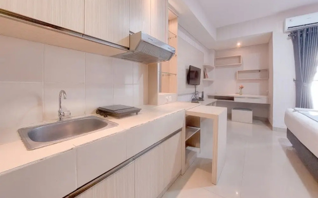 Cozy Living Studio At Paramount Skyline Apartment