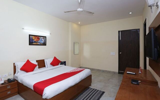 OYO Rooms Cyber Park II