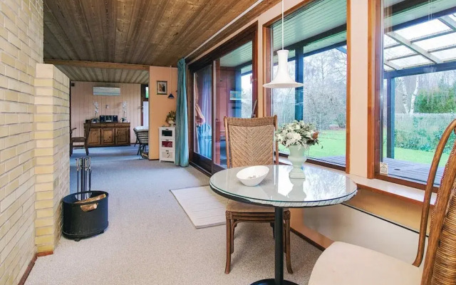 6 Person Holiday Home in Store Fuglede-by Traum