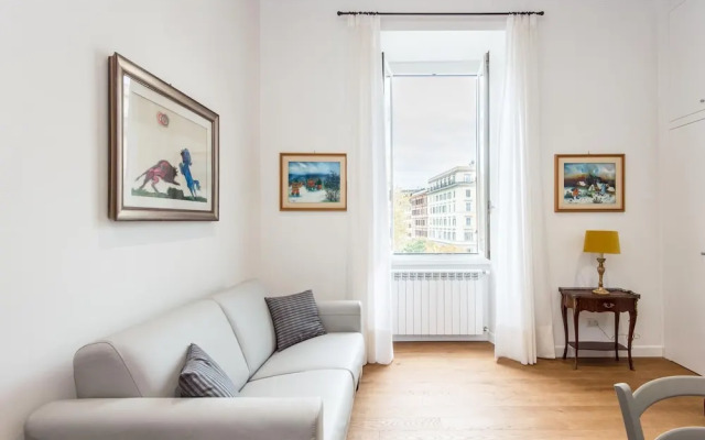 RSH San Cosimato Luxury Bright Apartment
