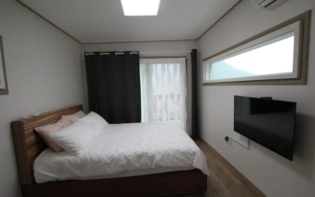 Moonlight Village Pension