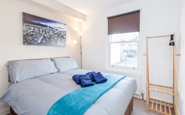 Watford Junction Apartment