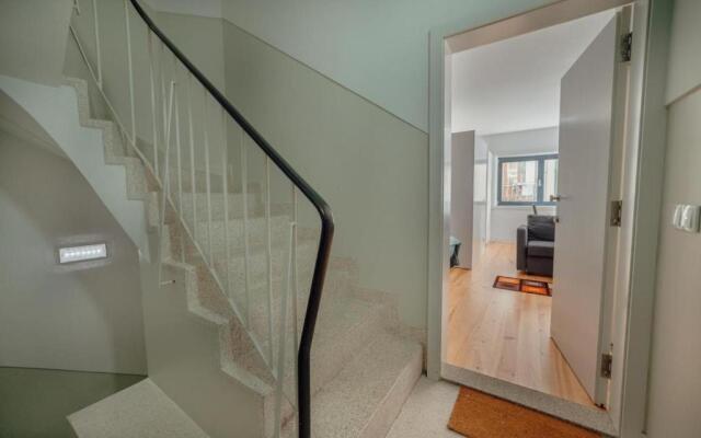 Guest H4U - Porto Batalha City Center