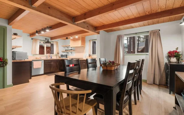 Charming Cabin Escape