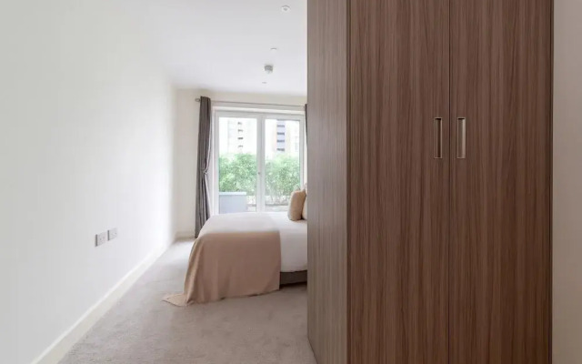 The River Thames Collection